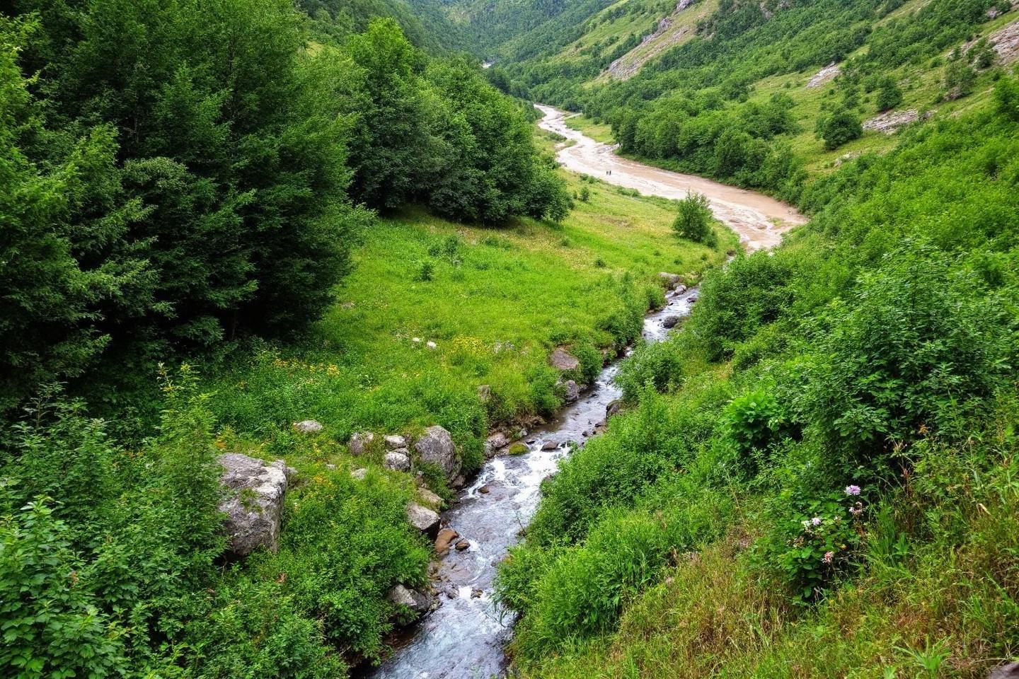 Balade en canoë kayak : location et randonnée sur les lacs et rivières de France